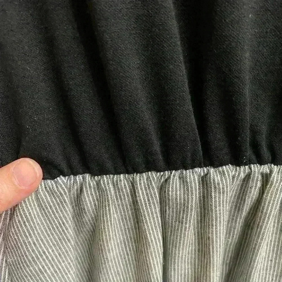 Jerell of Texas Vintage Long Ruffle Sleeve Fit & Flare Dress Black w/ Stripes - Picture 7 of 9